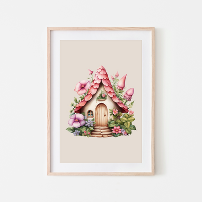 The-Petal-Palace-Woodland-Style-Fairy-House-in-Sand